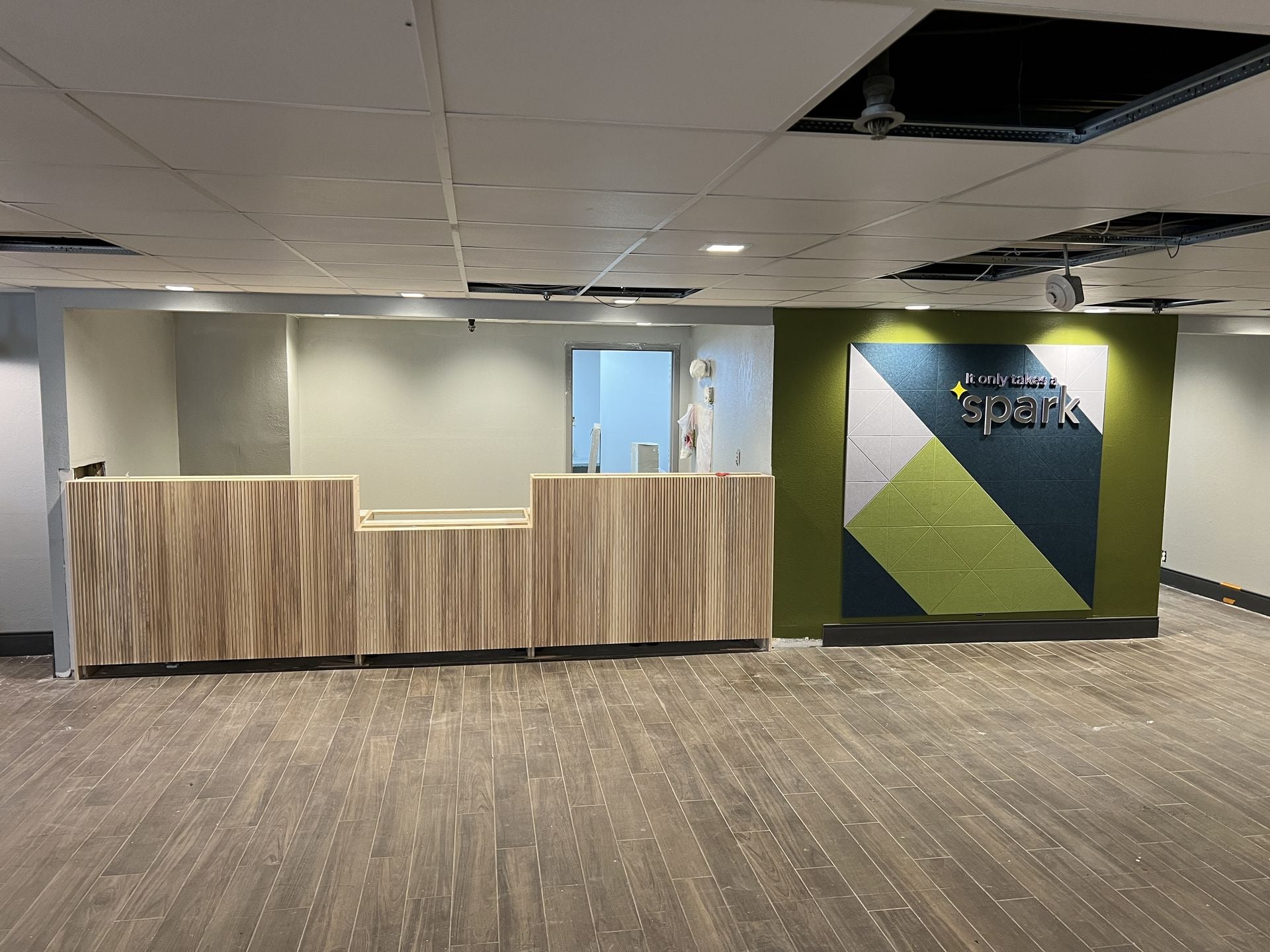 Commercial reception